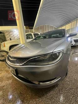 كرايسلر 200